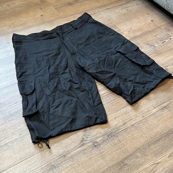 TRUST Shorts Mens W40 Black Linen Blend Cargo Pocketed Belted Button Breathable - Picture 2 of 7